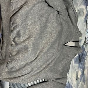 Taylor Swift - Grey Quarterzip, size L